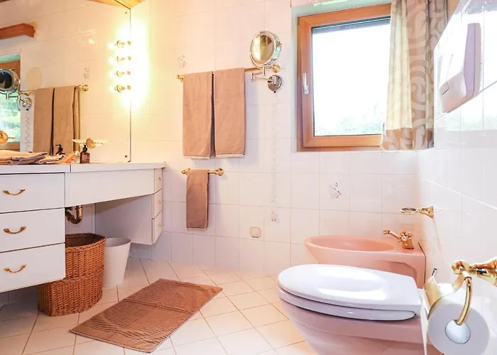 - St Koloman * 圣科罗曼